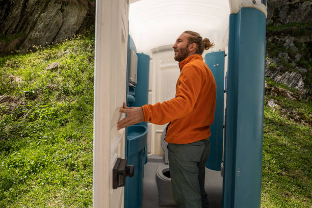 Best Portable restroom trailer rental  in Eunice, NM